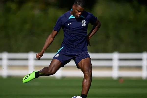 @DENZELJMD2 Denzel durante entrenamiento