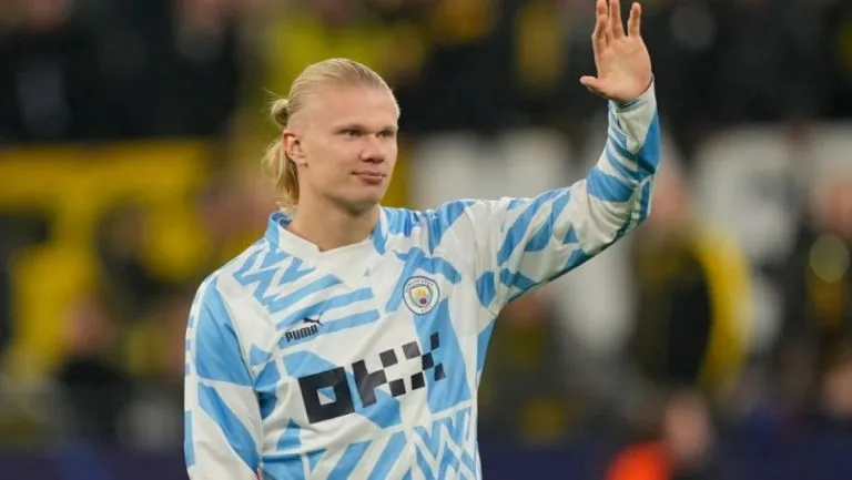 AP Erling Haaland tras un partido del Manchester City