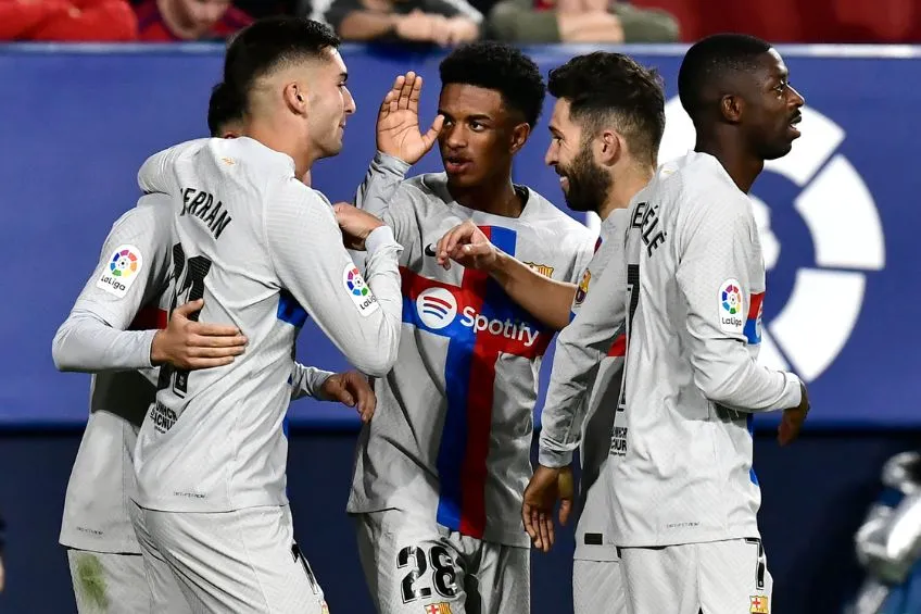 AP Jugadores del Barcelona festejando un gol