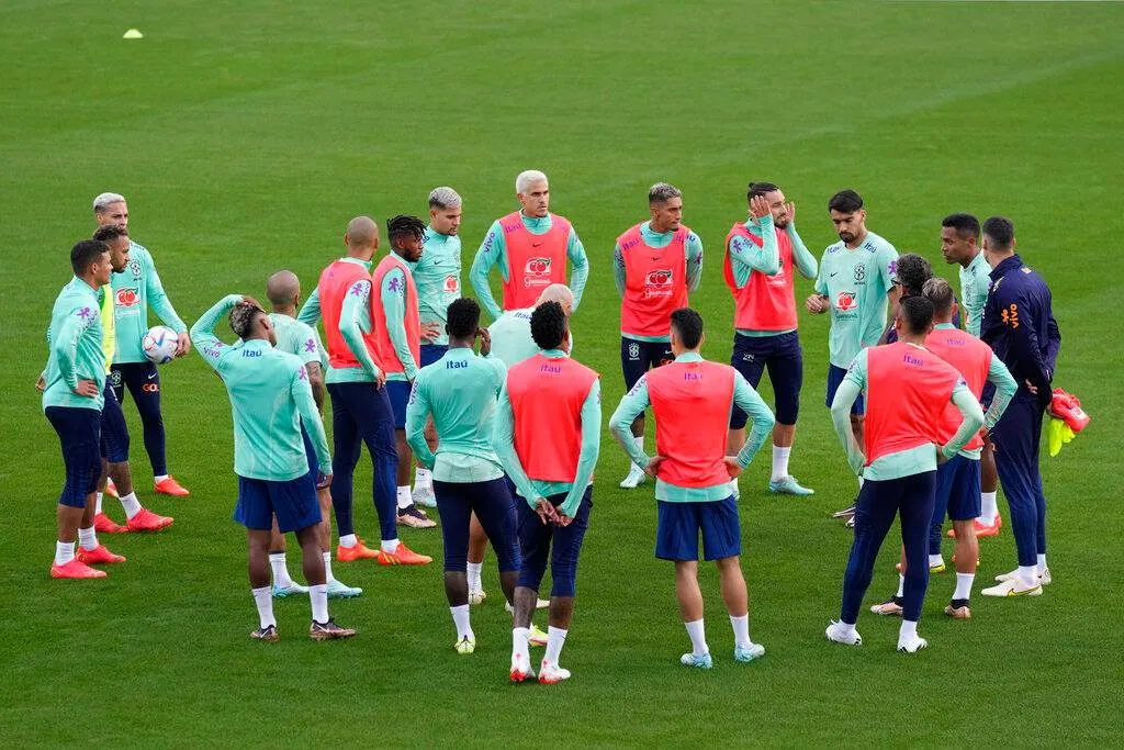 Brasil entrenando previo a Qatar 2022
