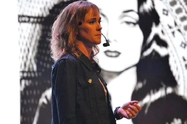 Ha molestado su forma de relatar