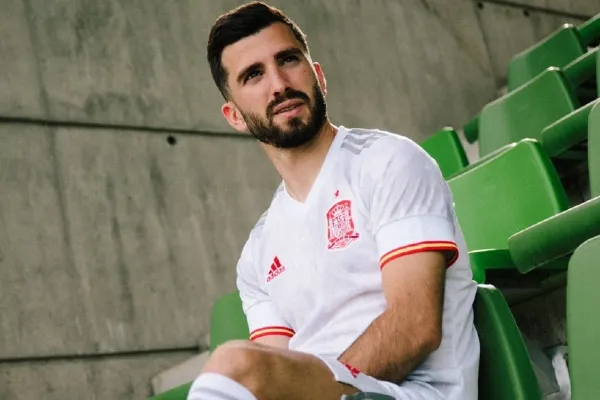 Gayá con la playera de España