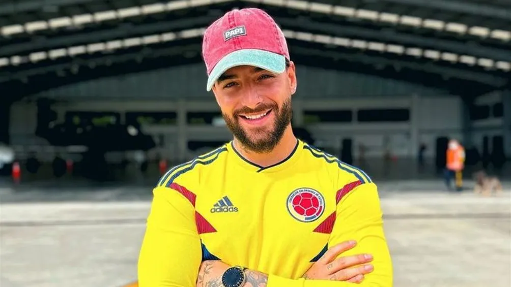 INSTAGRAM @:Maluma Maluma con jersey de Colombia