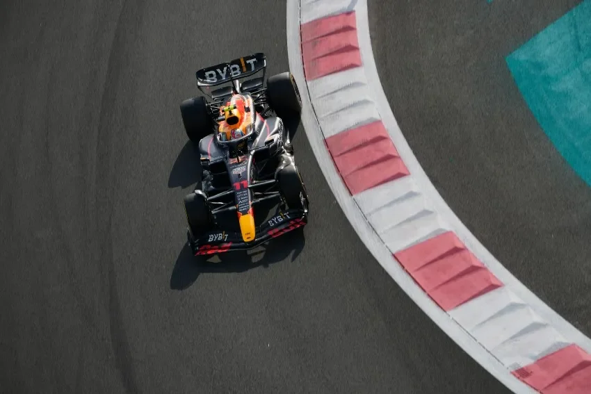 Checo Pérez en el GP de Abu Dhabi