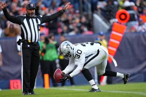Denver Broncos vs Las Vegas Raiders