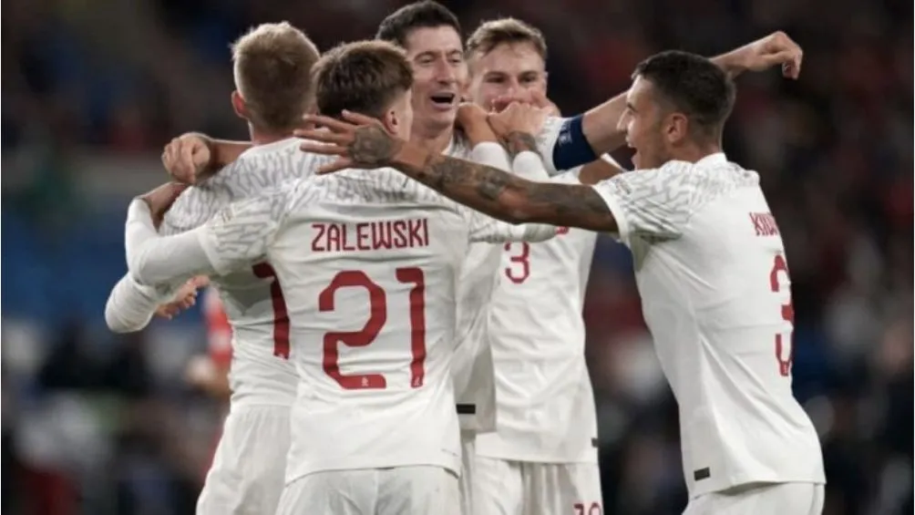 AP POLONIA CELEBRA LA VICTORIA ANTE CHILE