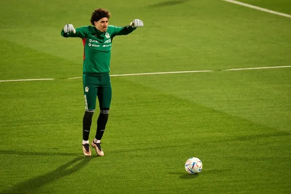 Memo Ochoa en Qatar
