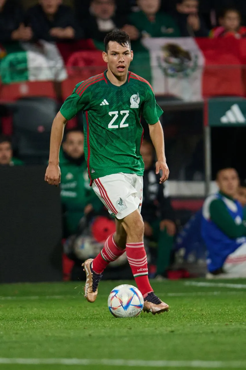 Lozano en el eje del ataque mexicano