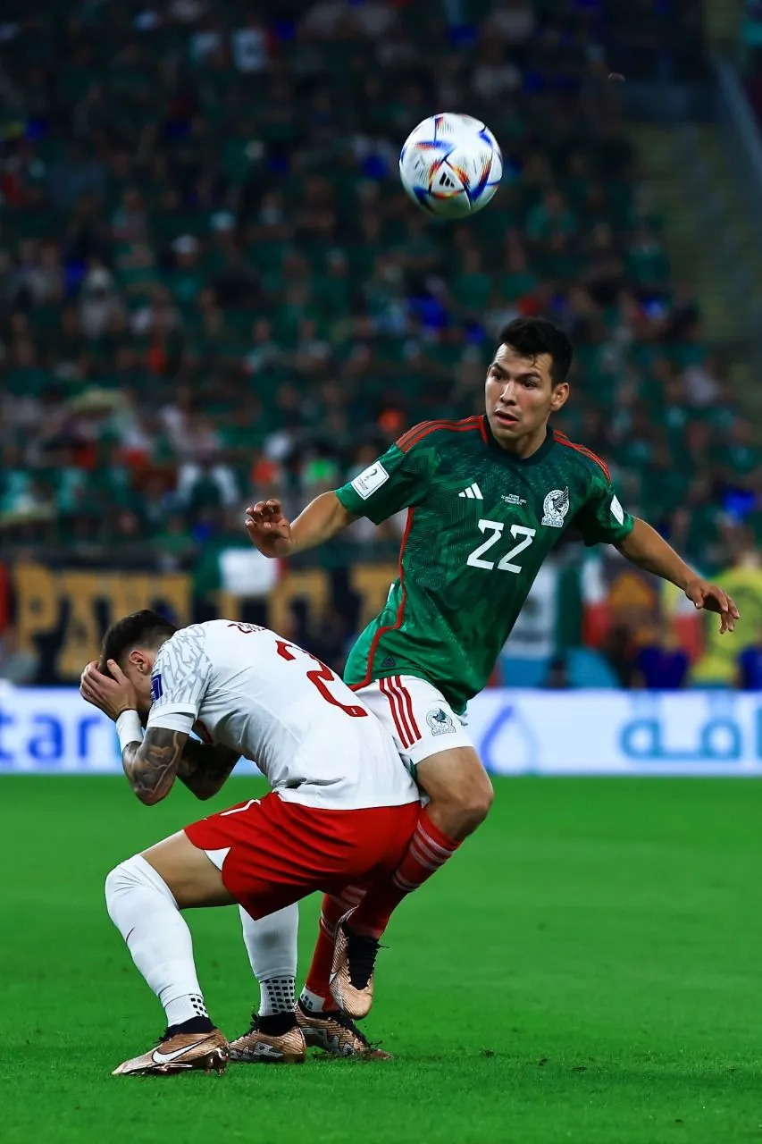 MIGUEL PONTÓN Hirving Lozano en el juego contra Polonia