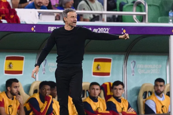 Luis Enrique inició con el pie derecho
