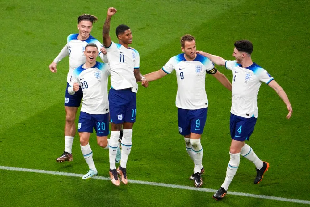 Inglaterra analizaría la opción de dejar a la FIFA