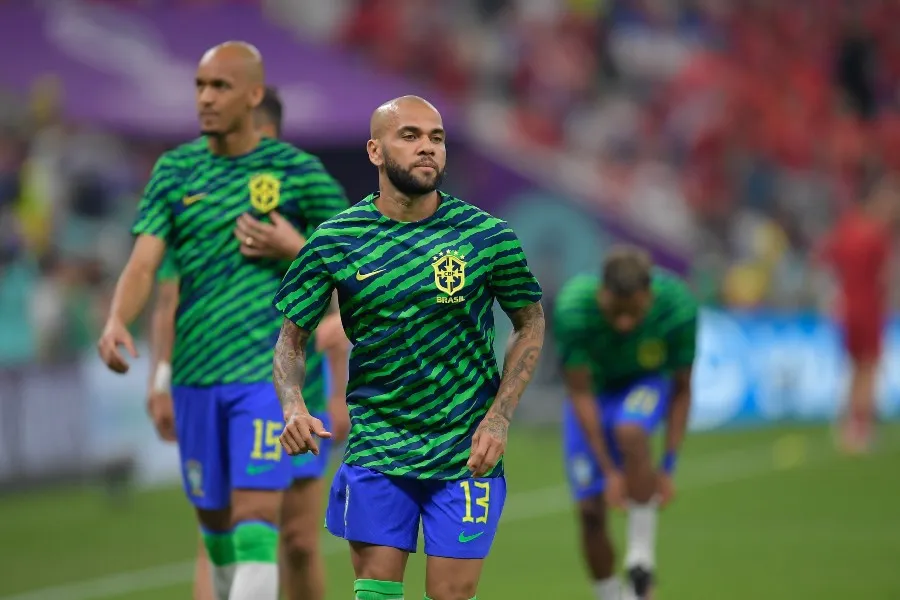 MEXSPORT Dani Alves es el líder de Brasil