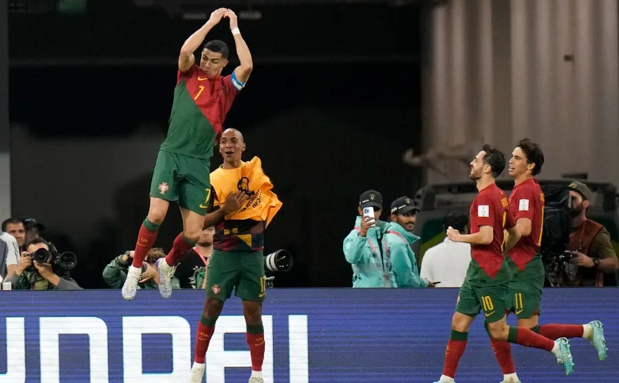 Ronaldo celebra su histórica anotación