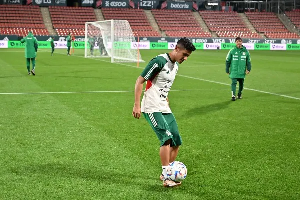 TWITTER @miseleccionmx Uriel Antuna con la Selección Mexicana