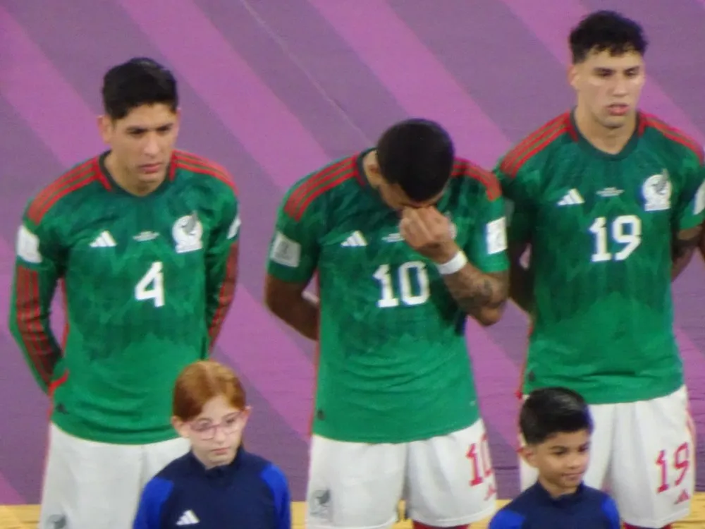 Alexis Vega rompió en llanto al escuchar el Himno Nacional