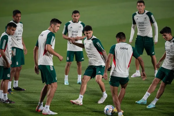 MEXSPORT Selección Mexicana durante entrenamiento en Qatar 2022