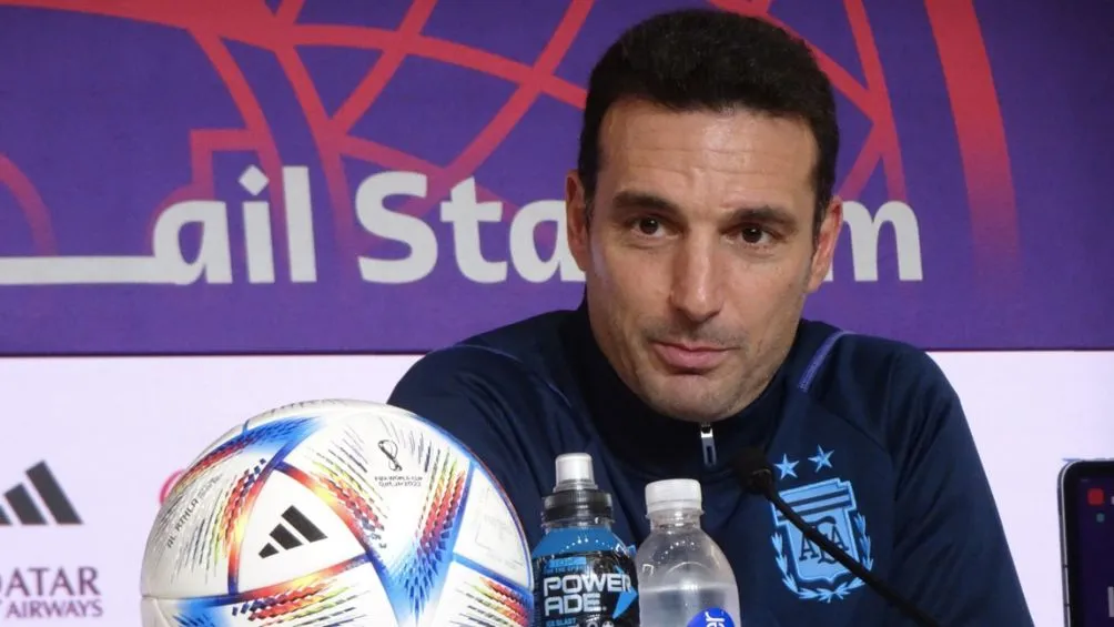 CARLOS PONCE DE LEÓN Scaloni en conferencia de prensa