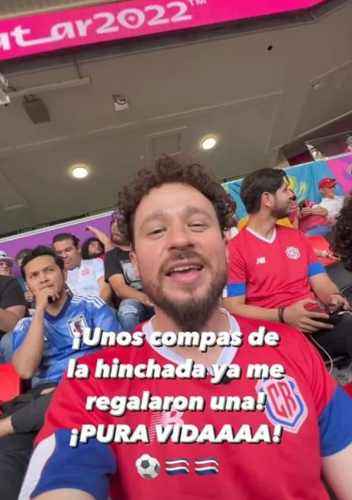 Luisito Comunica estuvo junto a aficionados costarricenses