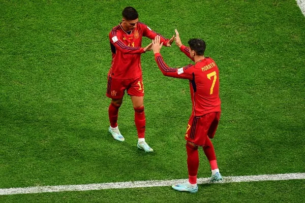 Torres salió de cambio por Álvaro Morata