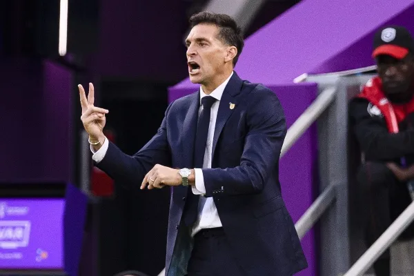 Diego Alonso, DT de Uruguay en Qatar