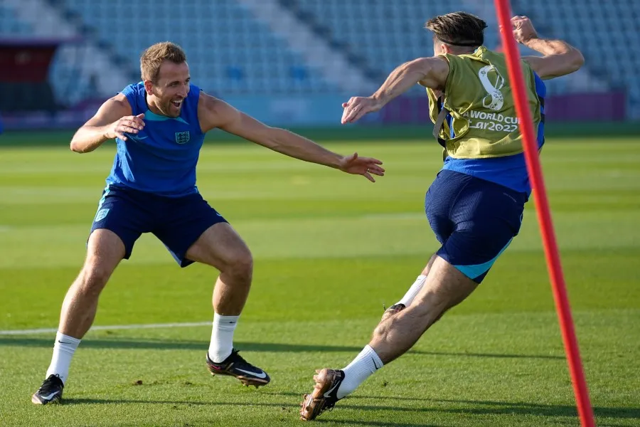 Harry Kane entrenando con Inglaterra