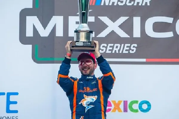 Puede aspirar al campeonato Nascar