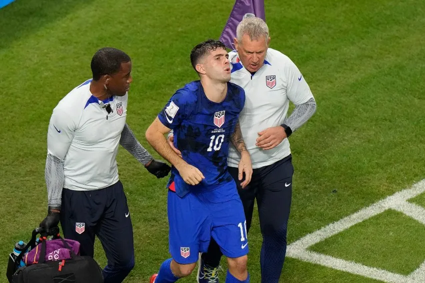 Pulisic durante su golpe y lesión