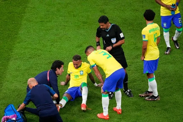 Abandonó partido contra Serbia