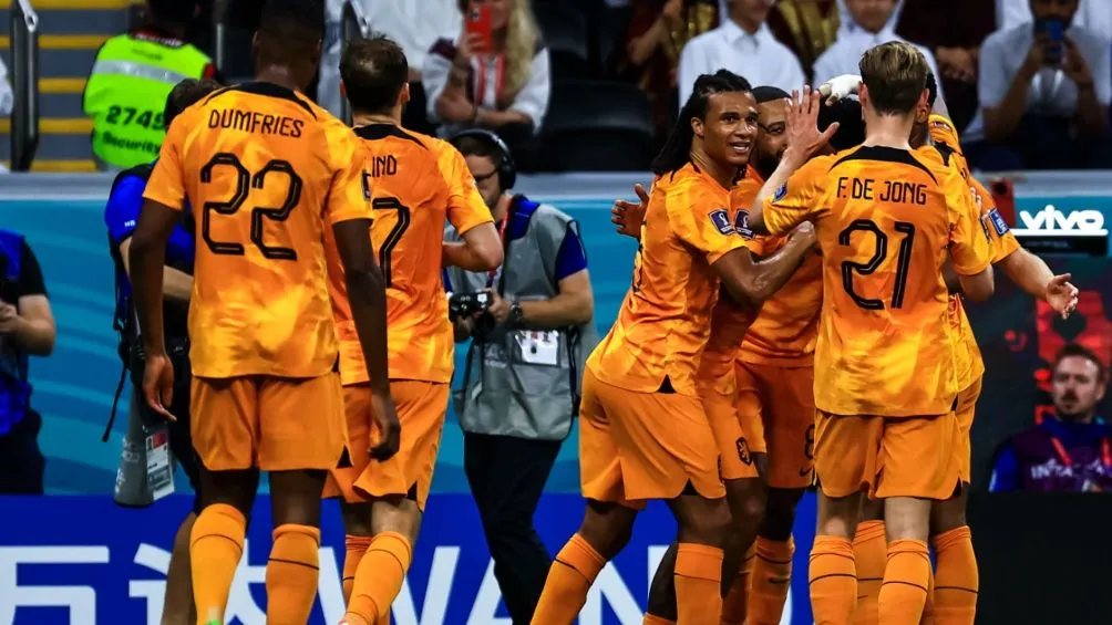 La escuadra neerlandesa espera al segundo lugar del Grupo B