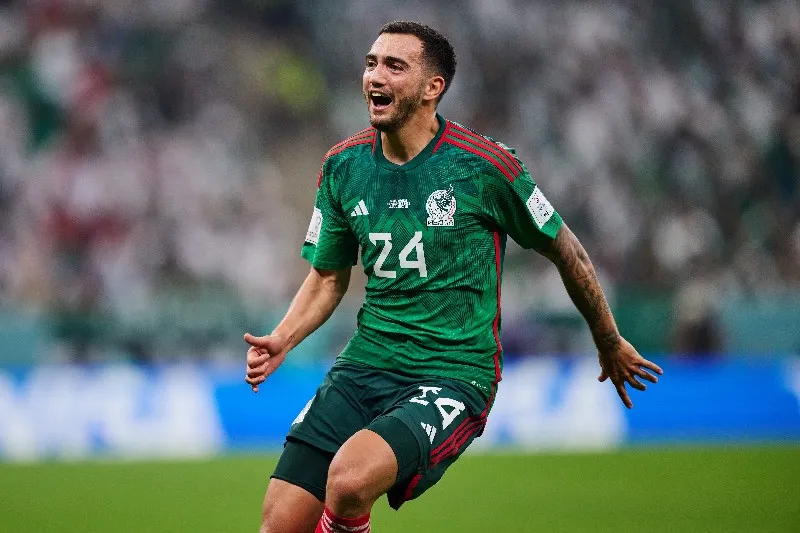 Luis Chávez en festejo