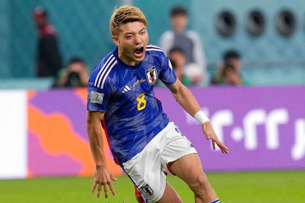 Japón sorprendió al llevarse el Grupo E