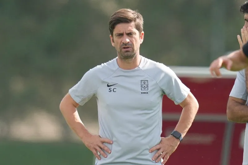 Sérgio Costa en entrenamiento de Corea del Sur