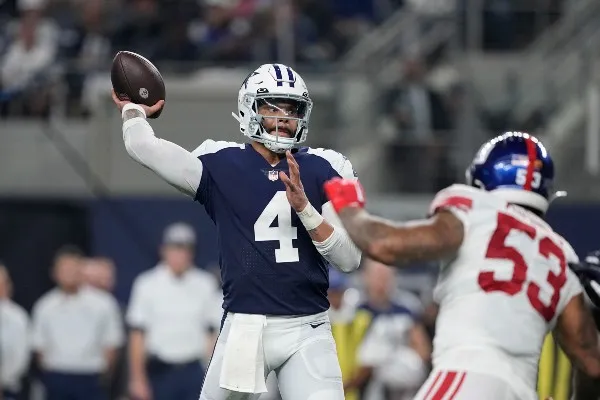 Dak Prescott en acción con los Dallas Cowboys