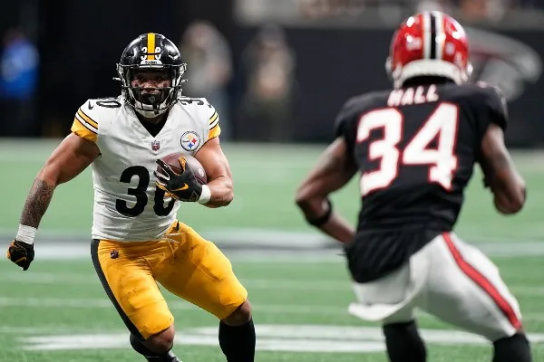 Steelers vs Falcons en el Mercedes-Benz Stadium