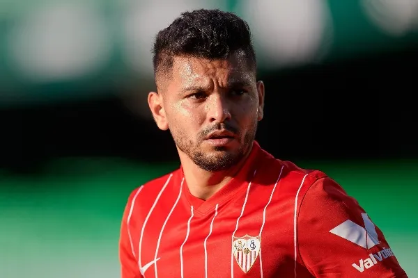 Jugaría junto al Tecatito