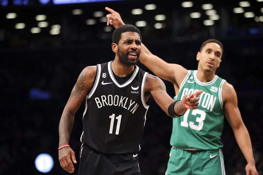 AP Kyrie Irving durante un partido con los Nets