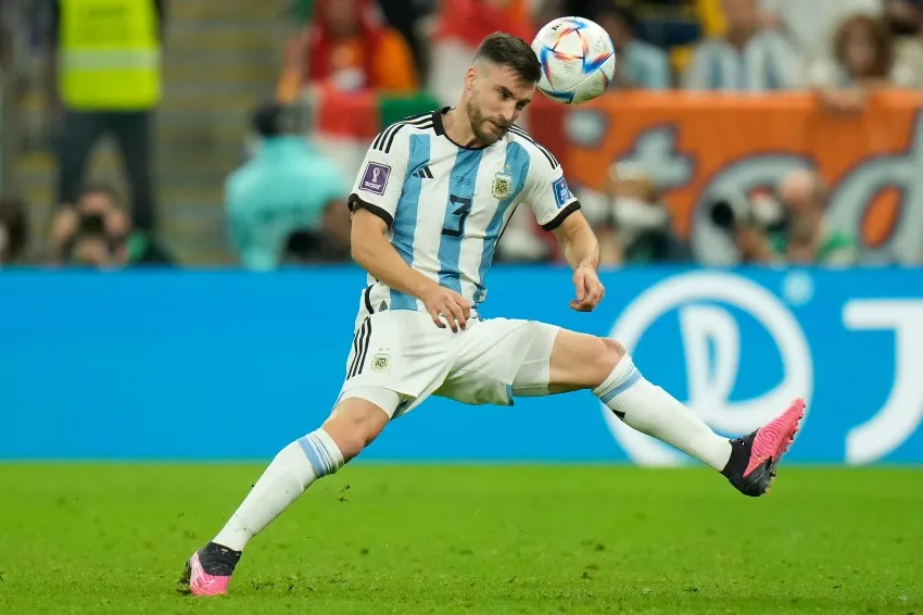 Nico Tagliafico en Qatar 2022 con Argentina
