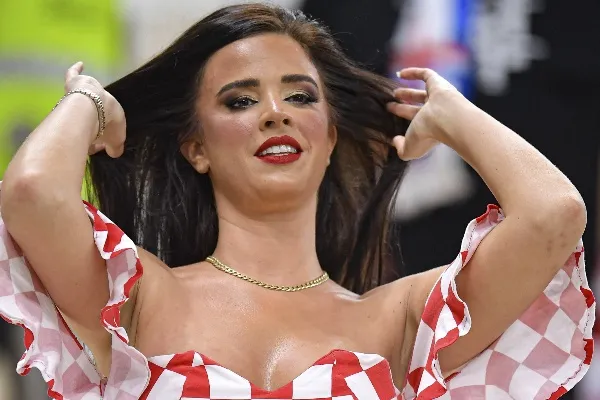 Es llamada 'La Novia del Mundial'