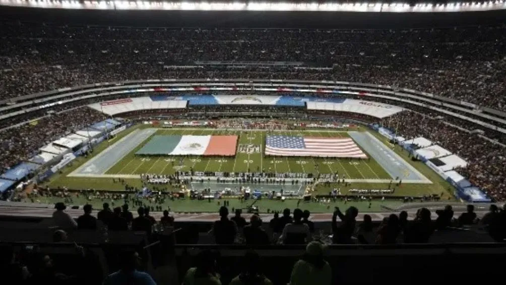 El Estadio Azteca durante un juego de NFL