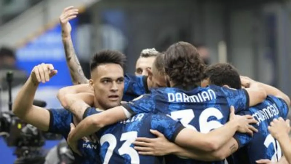 El futbol en Italia volverá a mediados de enero