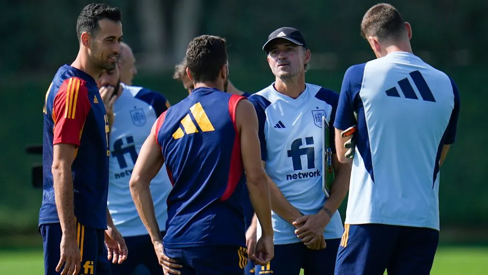 Busquets en entrenamiento con España
