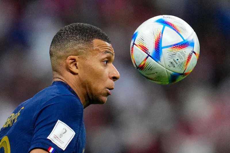 Mbappé con Francia