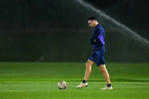 Lionel Scaloni en entrenamiento con Argentina