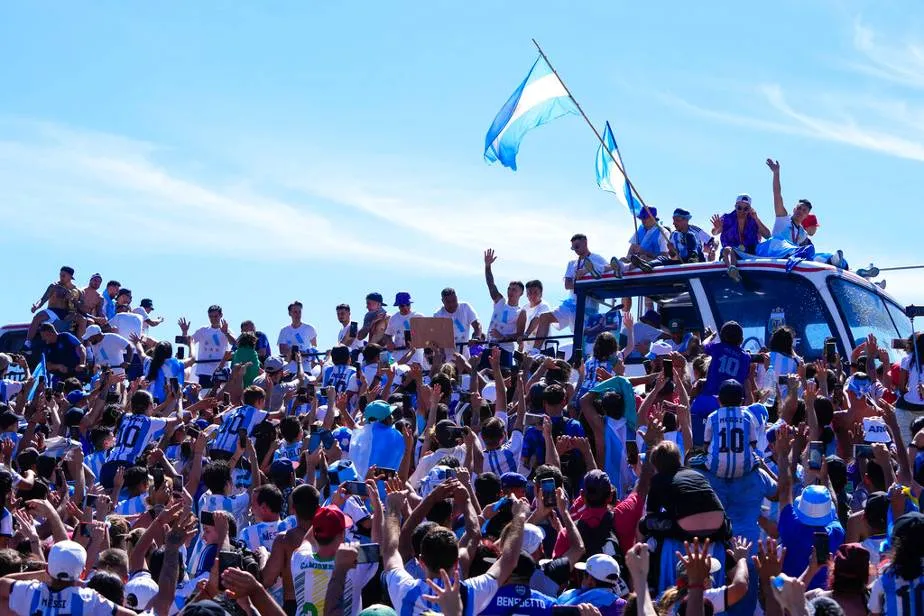 La afición se apoderó de las calles de Argentina