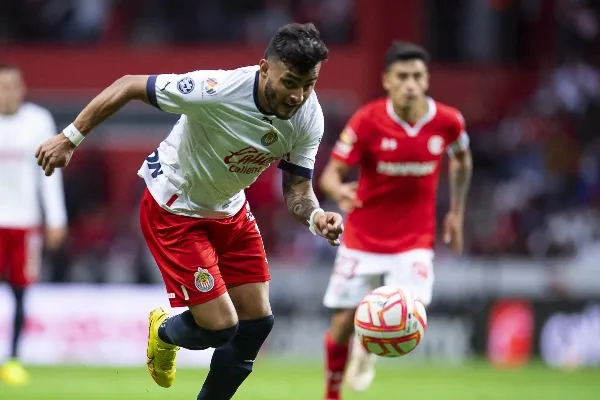 Alexis Vega amplió con el Rebaño