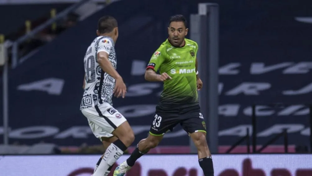 Marco Fabián en un duelo entre Bravos de Juárez y el América