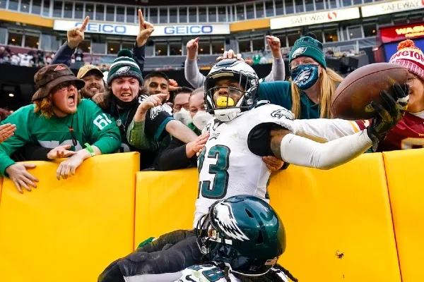 AP Philadelphia, los que más aportaron