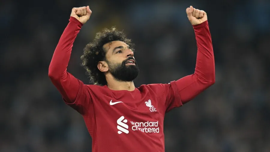 Mohamed Salah jugando con el Liverpool