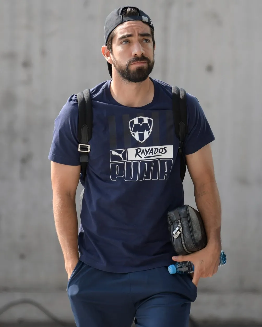 Rodolfo Pizarro abandonó la concentración de Rayados
