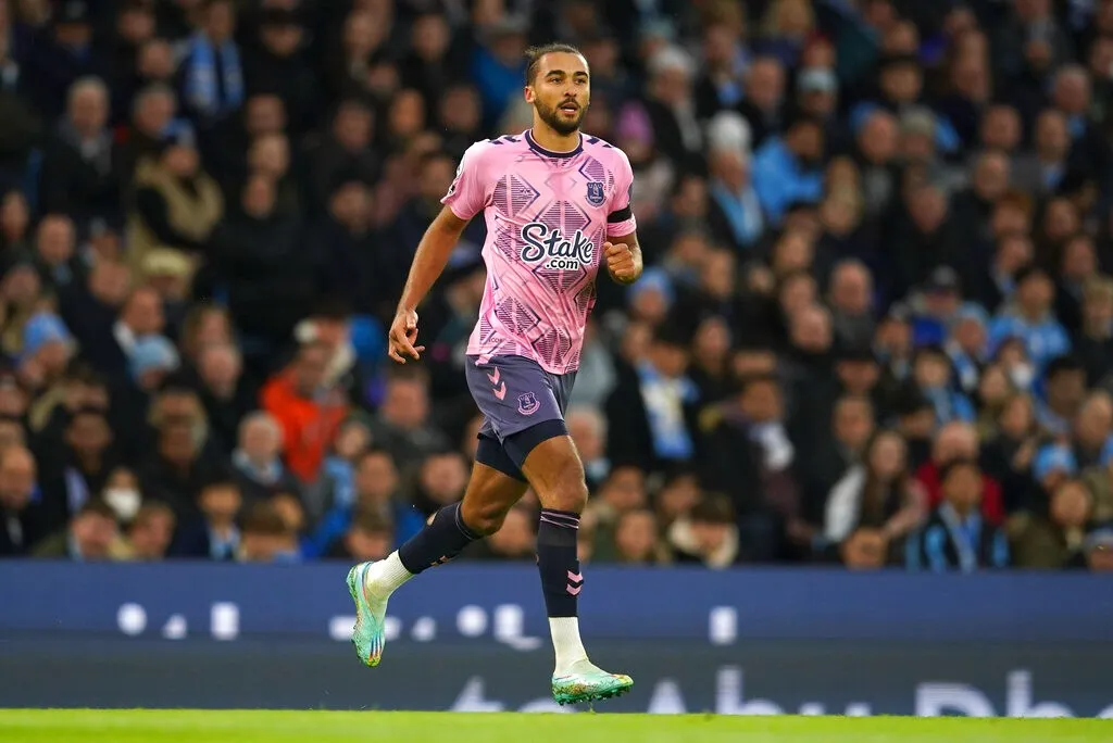 AP Everton estropeó fin de año del Manchester City